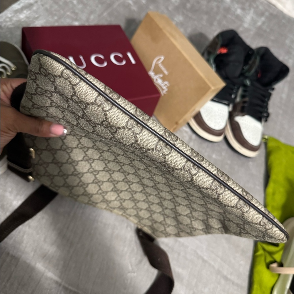 Gucci Beige and Dark Brown Crossbody Bag - Picture 8 of 10